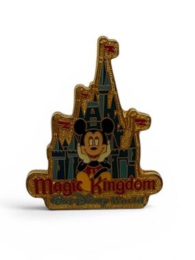 VTG 2000 Disney’s Magic Kingdom Castle Mickey Enamel Pin